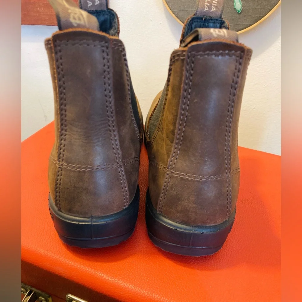 OOAK! Blundstone Chelsea Classics Leather Boots Brown Embroidered Women’s 8.5 - Picture 5 of 9